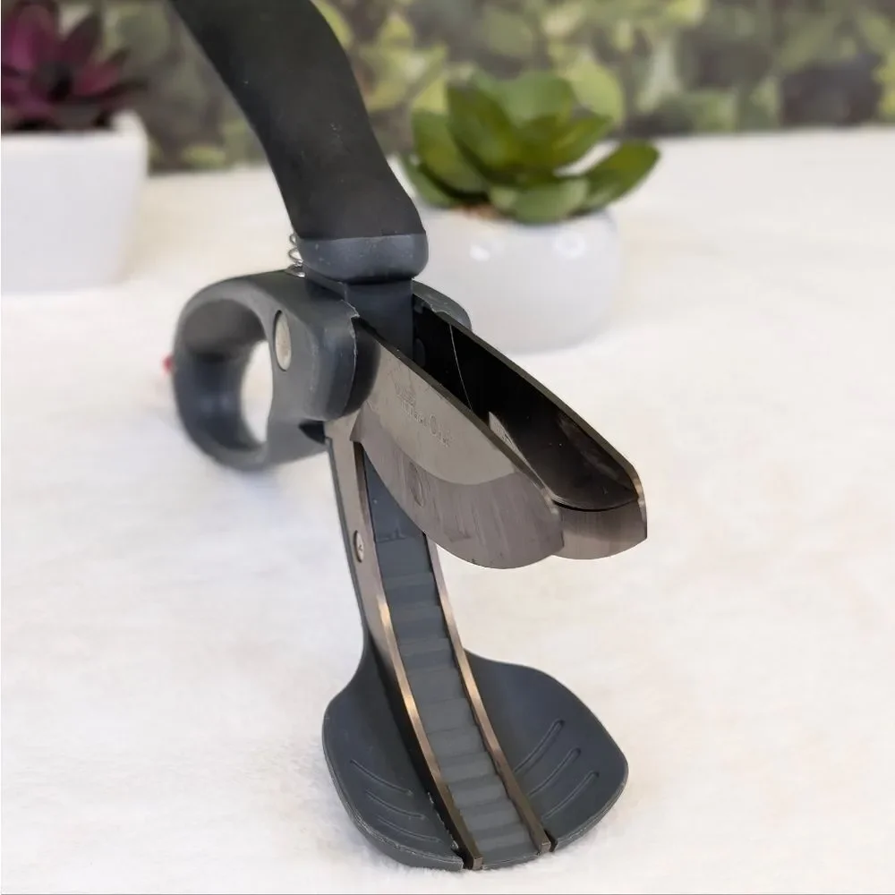 Pampered Chef Salad Chopper Scissors
